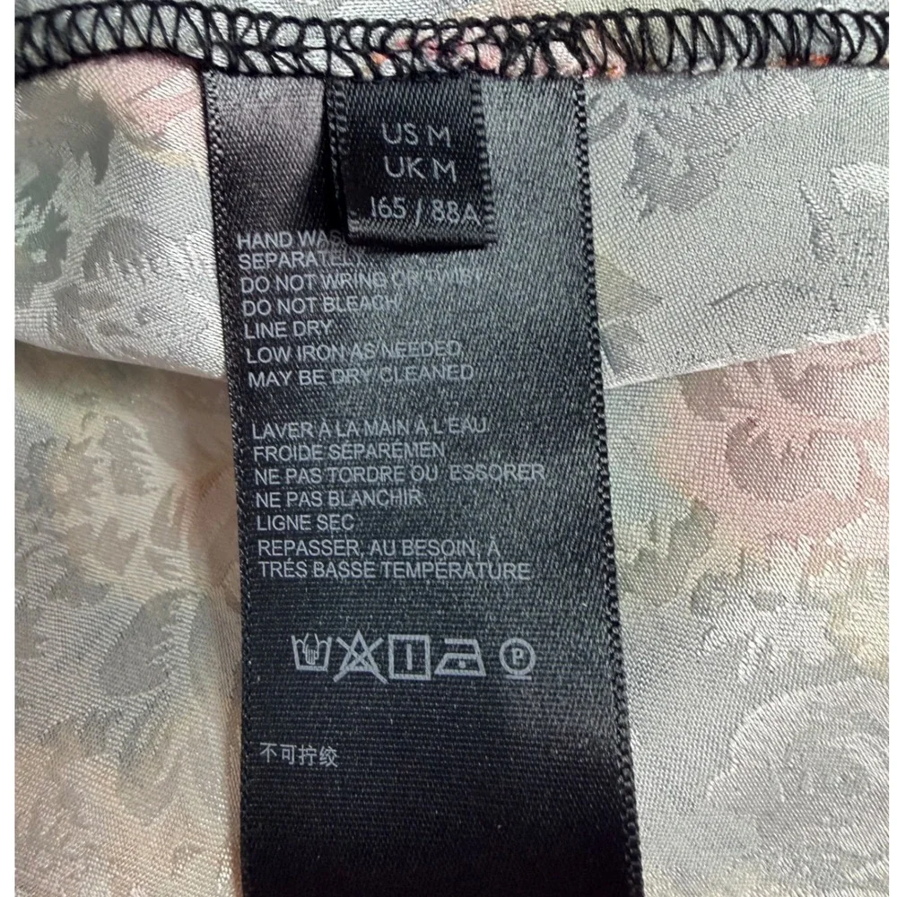 Urban Outfitters Romper Shorts Medium‎ Black Floral NWOT Satin Chiffon Sleeve